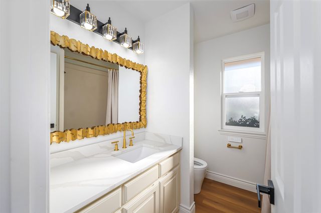 2100 Wood Duck Lane, Granbury, TX 76049