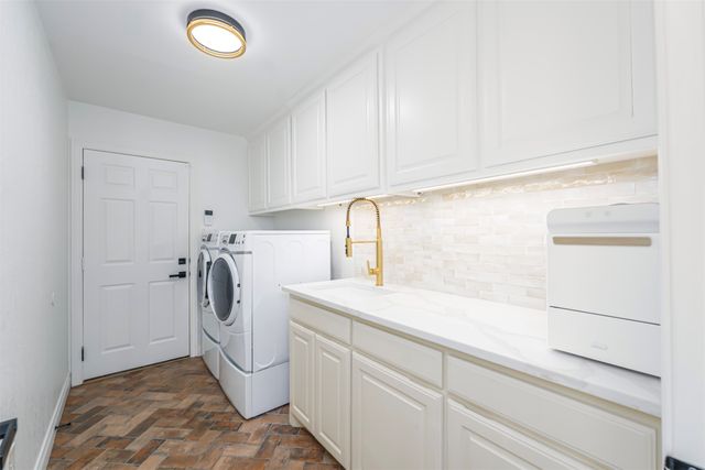 2100 Wood Duck Lane, Granbury, TX 76049