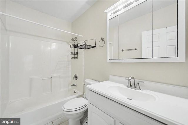 2348 LINDSAY RD, Gordonsville, VA 22942