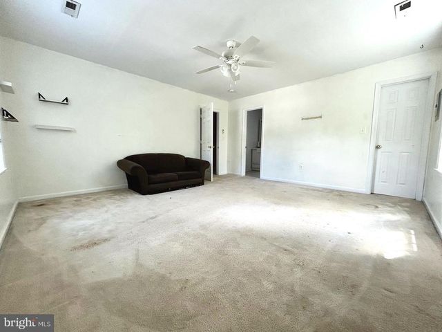 2348 LINDSAY RD, Gordonsville, VA 22942