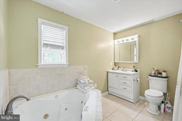 2348 LINDSAY RD, Gordonsville, VA 22942