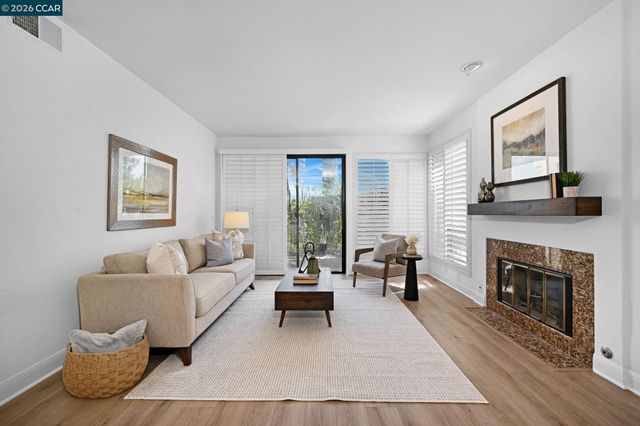3113 Lakemont Dr 1, San Ramon, CA 94582