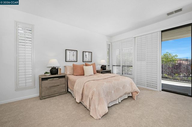 3113 Lakemont Dr 1, San Ramon, CA 94582