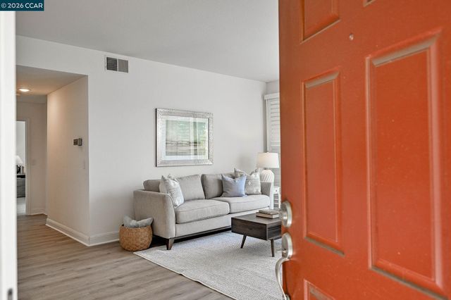 3113 Lakemont Dr 1, San Ramon, CA 94582