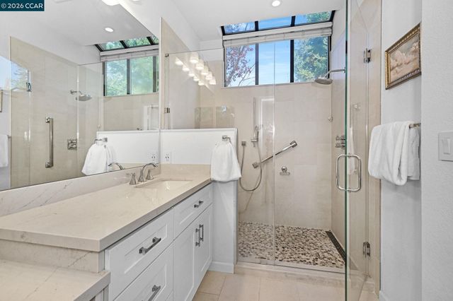 3113 Lakemont Dr 1, San Ramon, CA 94582