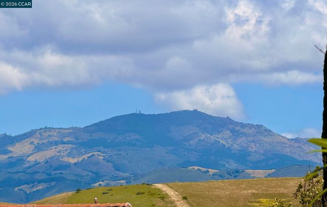 3113 Lakemont Dr 1, San Ramon, CA 94582