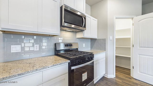 161 Cottage Cove Drive, Maurice, LA 70555