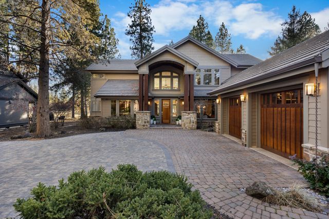 61469 Tam McArthur Loop, Bend, OR 97702