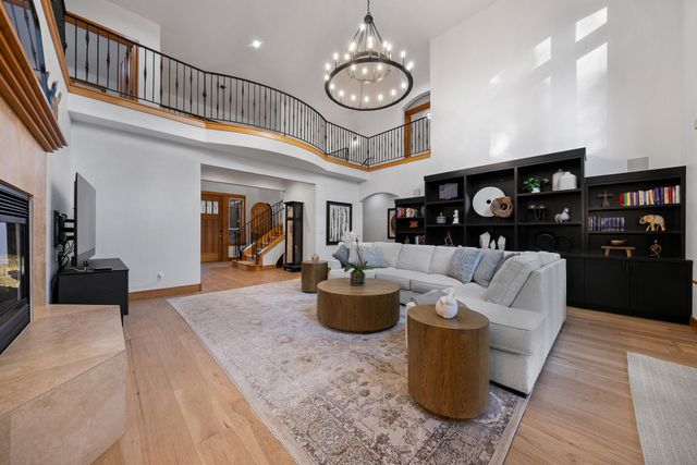 61469 Tam McArthur Loop, Bend, OR 97702