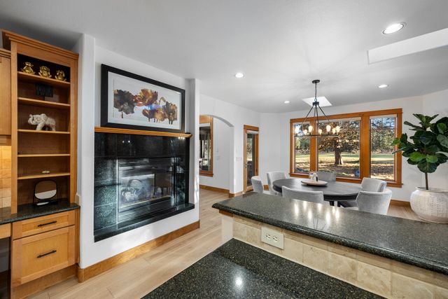 61469 Tam McArthur Loop, Bend, OR 97702