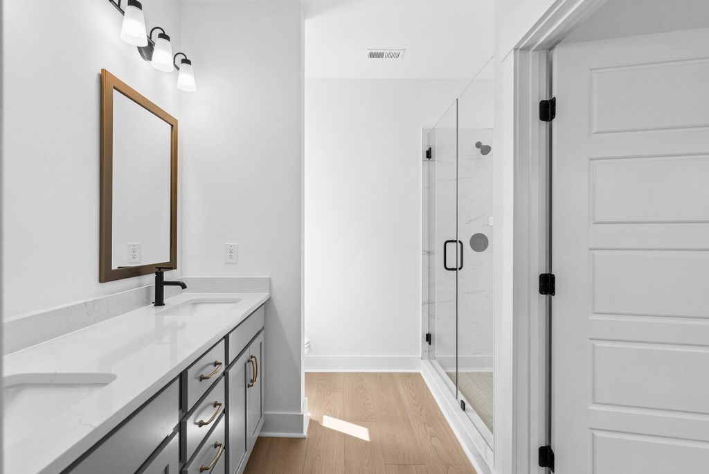 Image 20 of property listing at 205 Lazy Acres Loop, Summerville, SC 29483