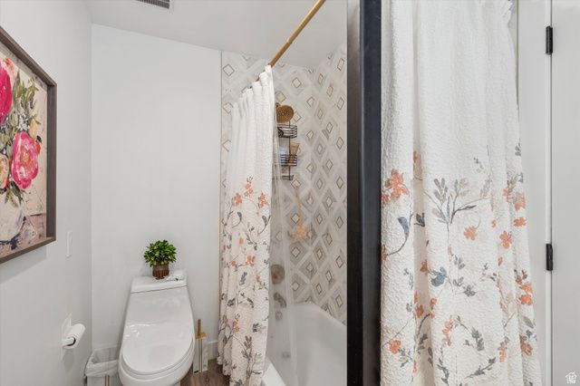 1563 E TAMERON DR, Sandy, UT 84092