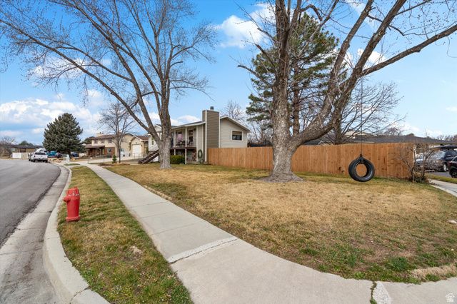 1563 E TAMERON DR, Sandy, UT 84092