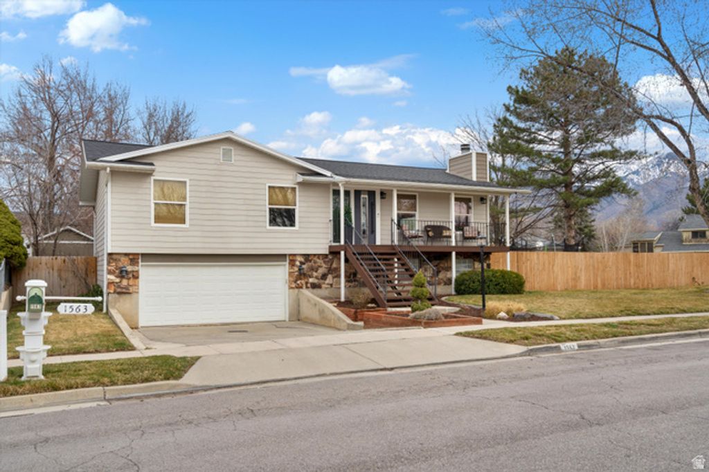 1563 E TAMERON DR, Sandy, UT 84092