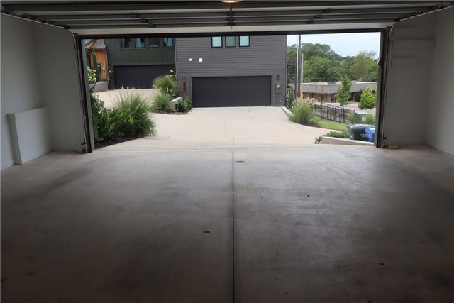 2085 E Roe Terrace, Fayetteville, AR 72703