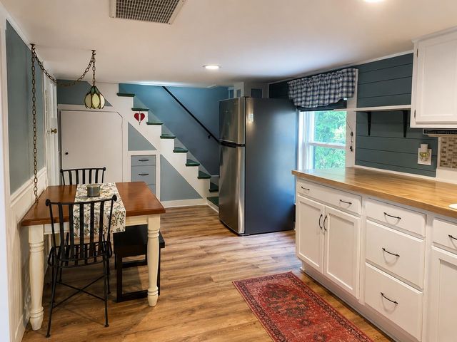 16 Fourth Street, Bristol, NH 03222