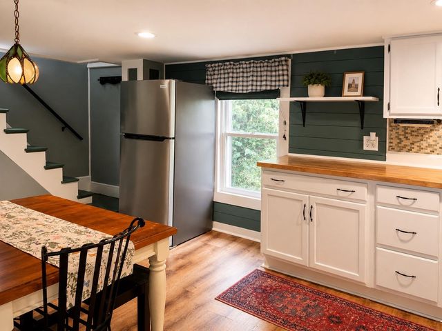 16 Fourth Street, Bristol, NH 03222