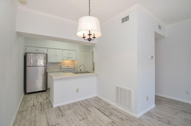2475 Underwood Street 391, Houston, TX 77030