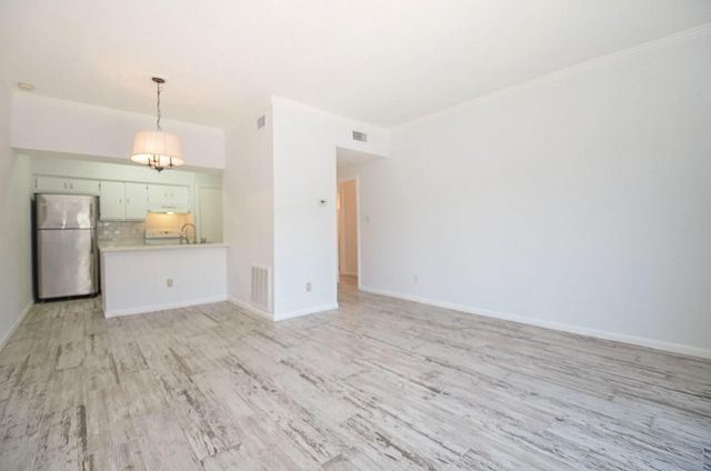 2475 Underwood Street 391, Houston, TX 77030