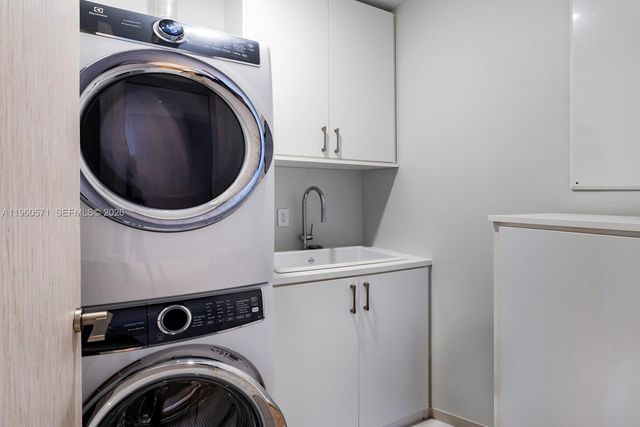 788 NE 23rd St 5302, Miami, FL 33137