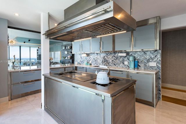 788 NE 23rd St 5302, Miami, FL 33137