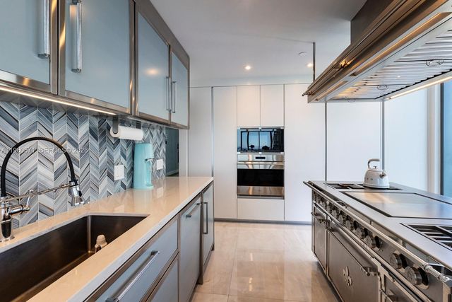 788 NE 23rd St 5302, Miami, FL 33137