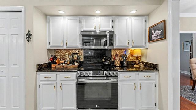 6605 POLEY CREEK DRIVE W, Lakeland, FL 33811