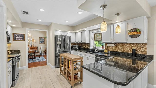 6605 POLEY CREEK DRIVE W, Lakeland, FL 33811