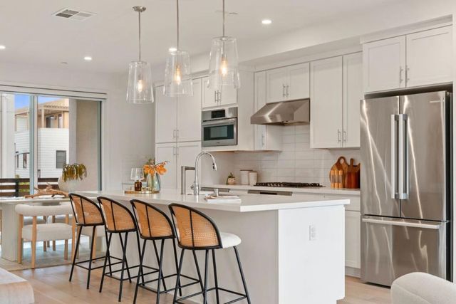 105 Starfish Lane, Foster City, CA 94404