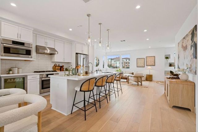 105 Starfish Lane, Foster City, CA 94404