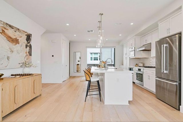 105 Starfish Lane, Foster City, CA 94404