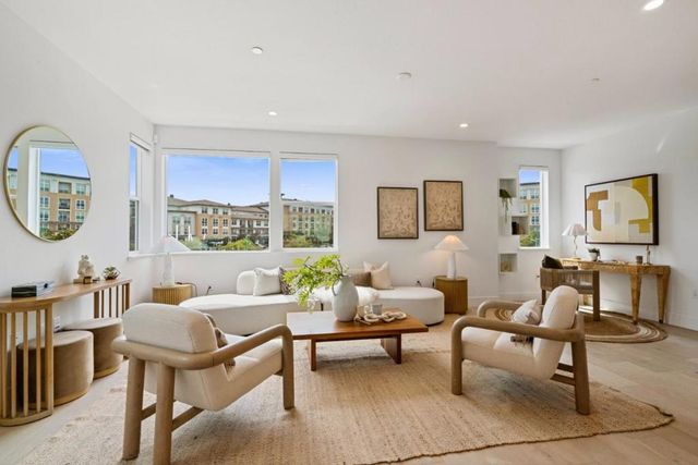 105 Starfish Lane, Foster City, CA 94404