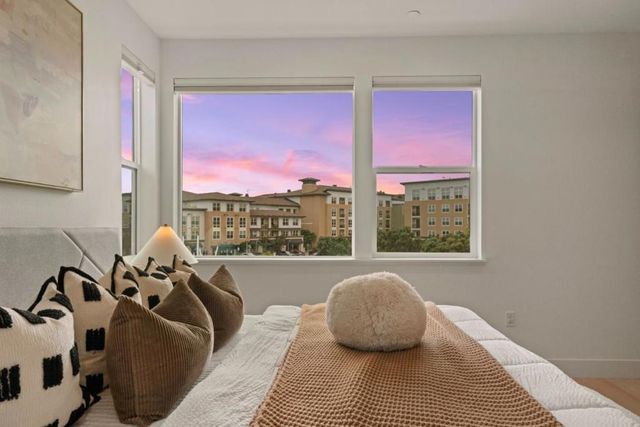105 Starfish Lane, Foster City, CA 94404