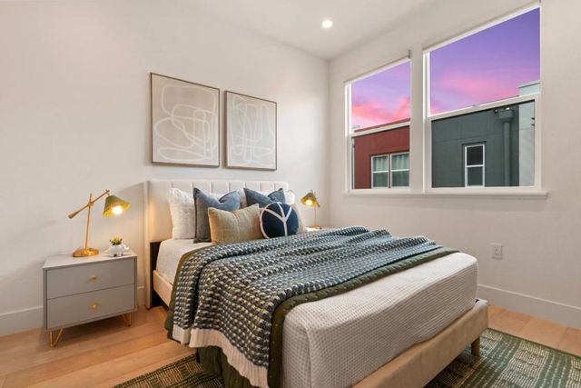 105 Starfish Lane, Foster City, CA 94404