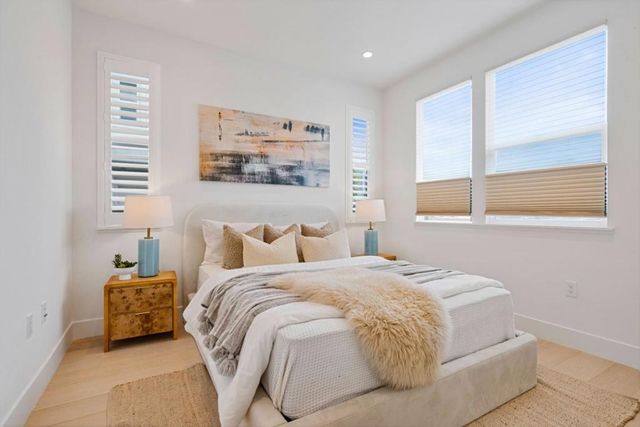105 Starfish Lane, Foster City, CA 94404