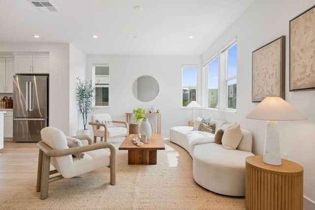 105 Starfish Lane, Foster City, CA 94404