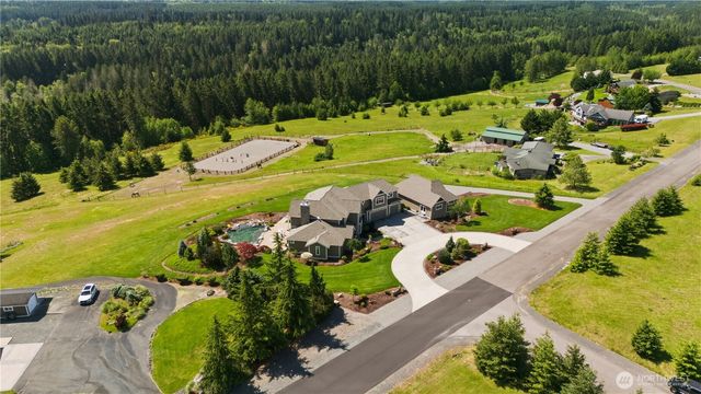 2416 Cascade Drive E, Roy, WA 98580