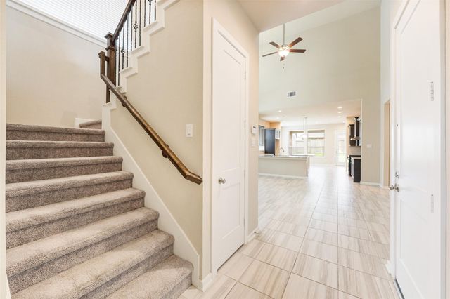 8714 Windsong Trail Dr, Missouri City, TX 77459