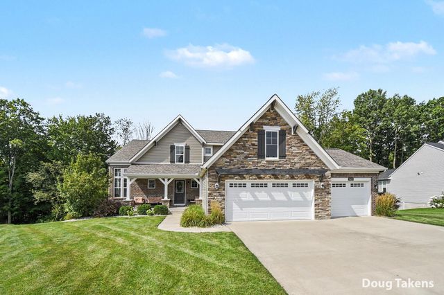 9413 Sunset Ridge Drive NE, Rockford, MI 49341