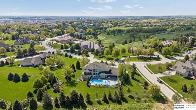 19510 Camden Avenue, Elkhorn, NE 68022