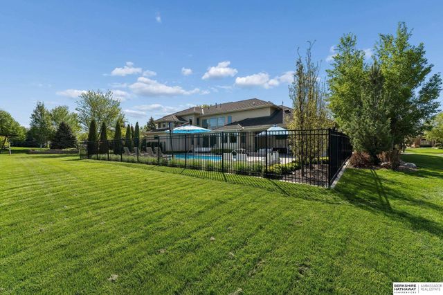 19510 Camden Avenue, Elkhorn, NE 68022