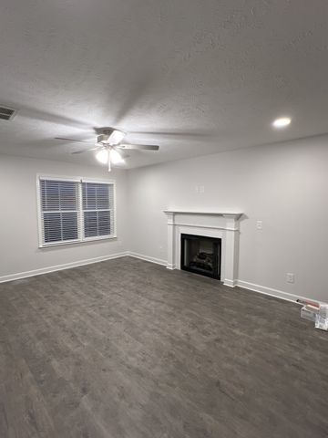 3300 Curie Circle, Christiana, TN 37037