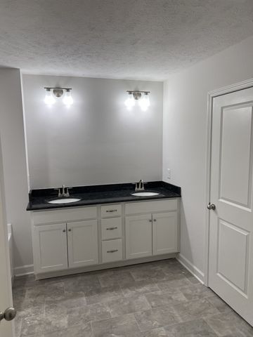 3300 Curie Circle, Christiana, TN 37037