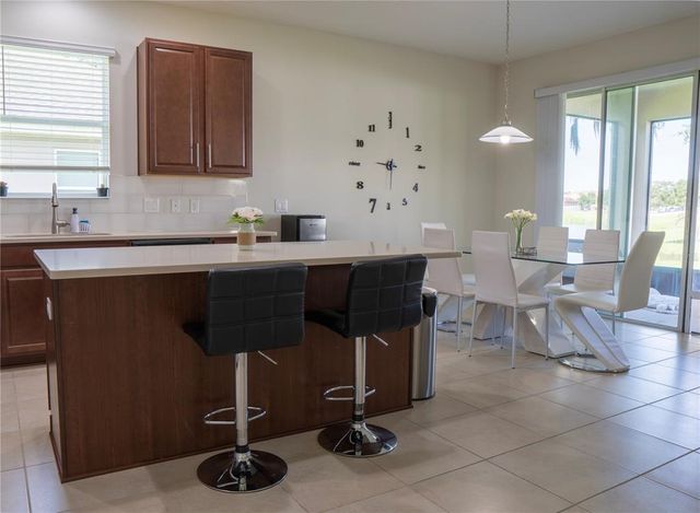 2712 CREEKMORE COURT, Kissimmee, FL 34746