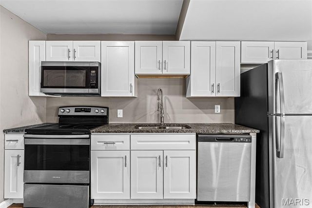49 Marie Drive, St Charles, MO 63301