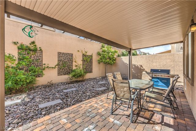 10375 BAGG Avenue, Las Vegas, NV 89166