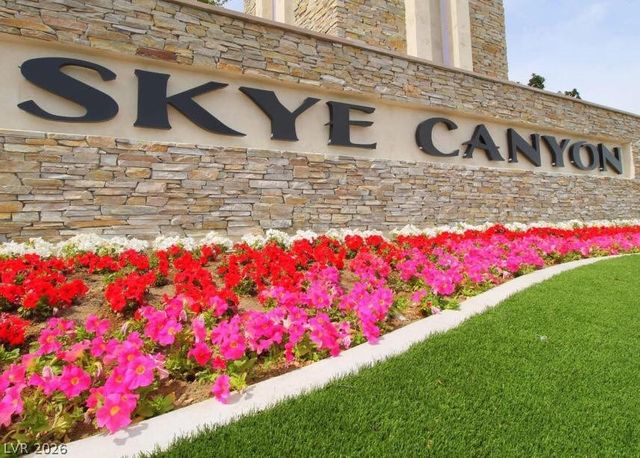 10375 BAGG Avenue, Las Vegas, NV 89166