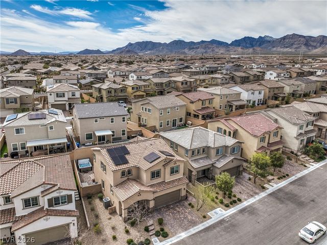 10375 BAGG Avenue, Las Vegas, NV 89166