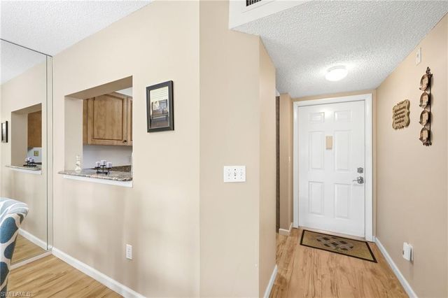 7406 Lake Breeze DR 218, Fort Myers, FL 33907