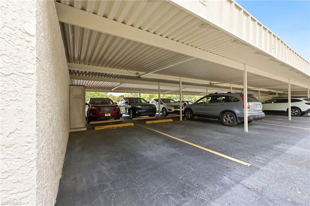 7406 Lake Breeze DR 218, Fort Myers, FL 33907
